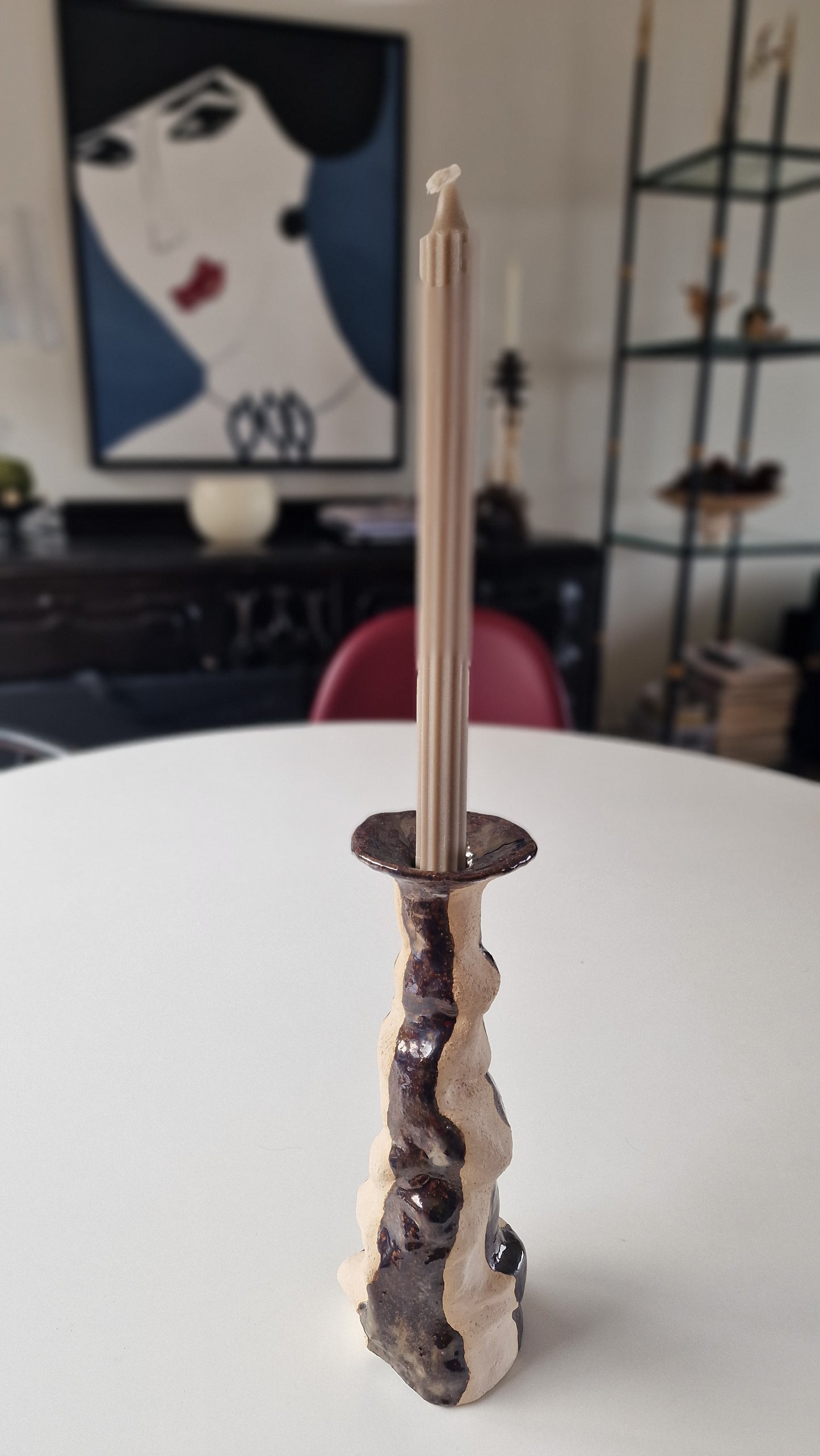 Lysestake i keramikk