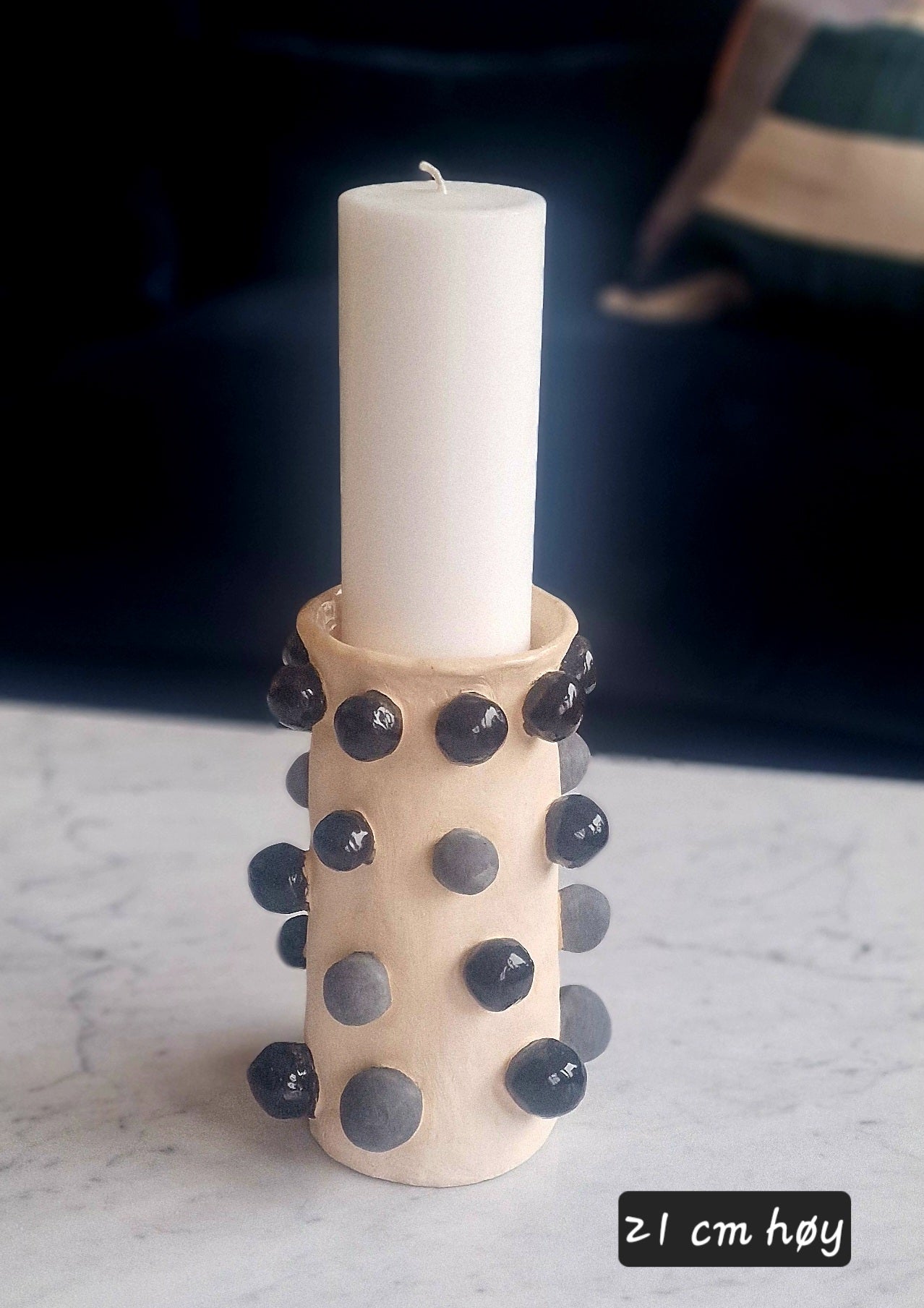 Lysestake i keramikk for kubbelys