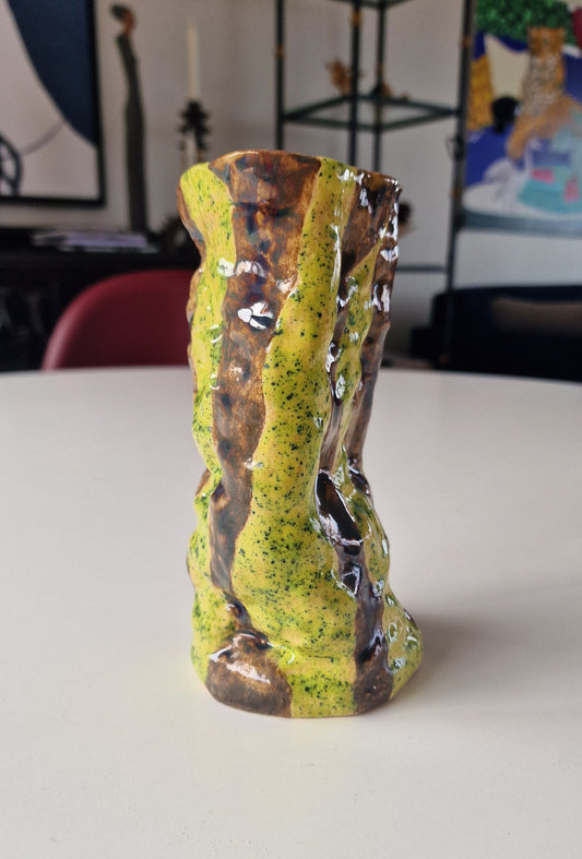 Vase i keramikk